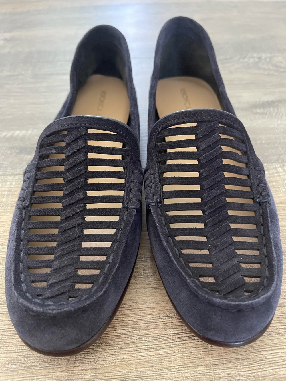 New Veronica Beard Cutout Loafer size 6 - Picture 2 of 7